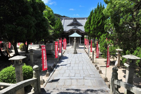 平安中期から「海の菩薩」として信仰されてきた普賢寺