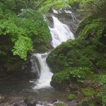 「渓谷の村」里美には数多くの滝がある